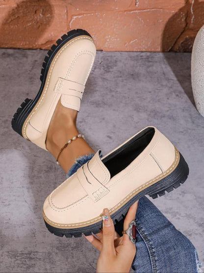 Sieviešu biezas zoles mokasīni